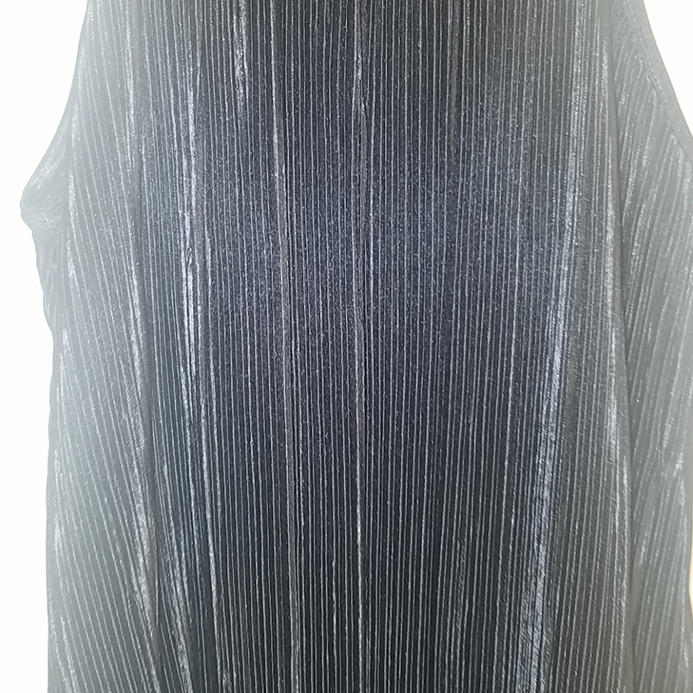 Brand new black dress - Picture 4 of 8